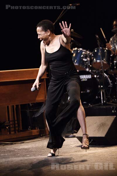 BETTYE LAVETTE - 2006-05-12 - PARIS - La Cigale - 